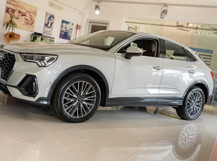 Showroom Audi HSAuto